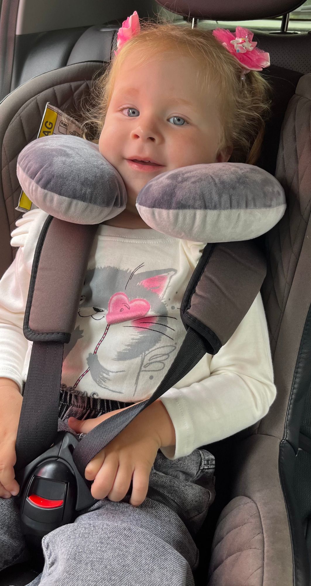 снимок Подушка на шею "рогалик" детская 27*22 св.серый, т.серый от магазина BIO-TEXTILES ОПТ