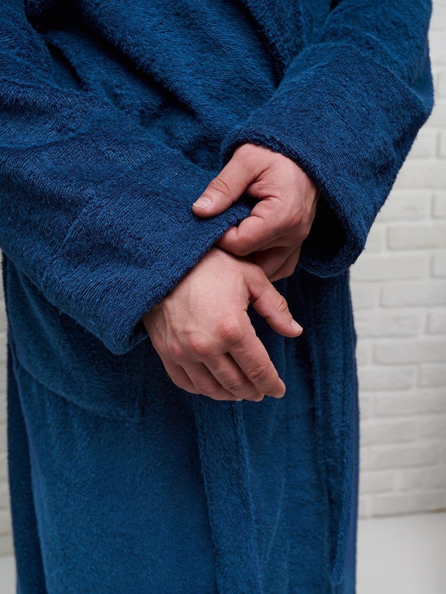 снимок Халат мужской махровый PandaHug с капюшоном, синий от магазина BIO-TEXTILES ОПТ
